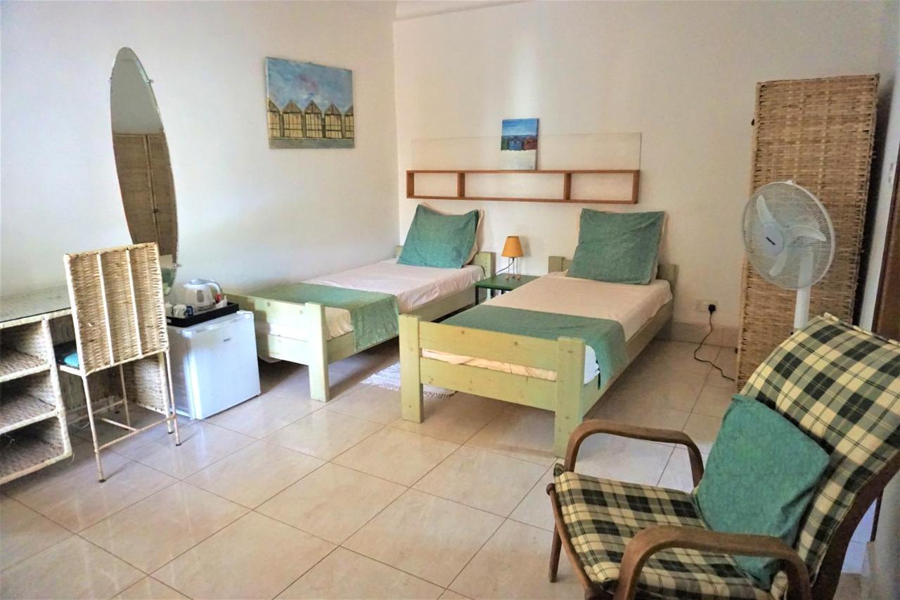 B & B Villa Calliandra Bijilo Bagian luar foto