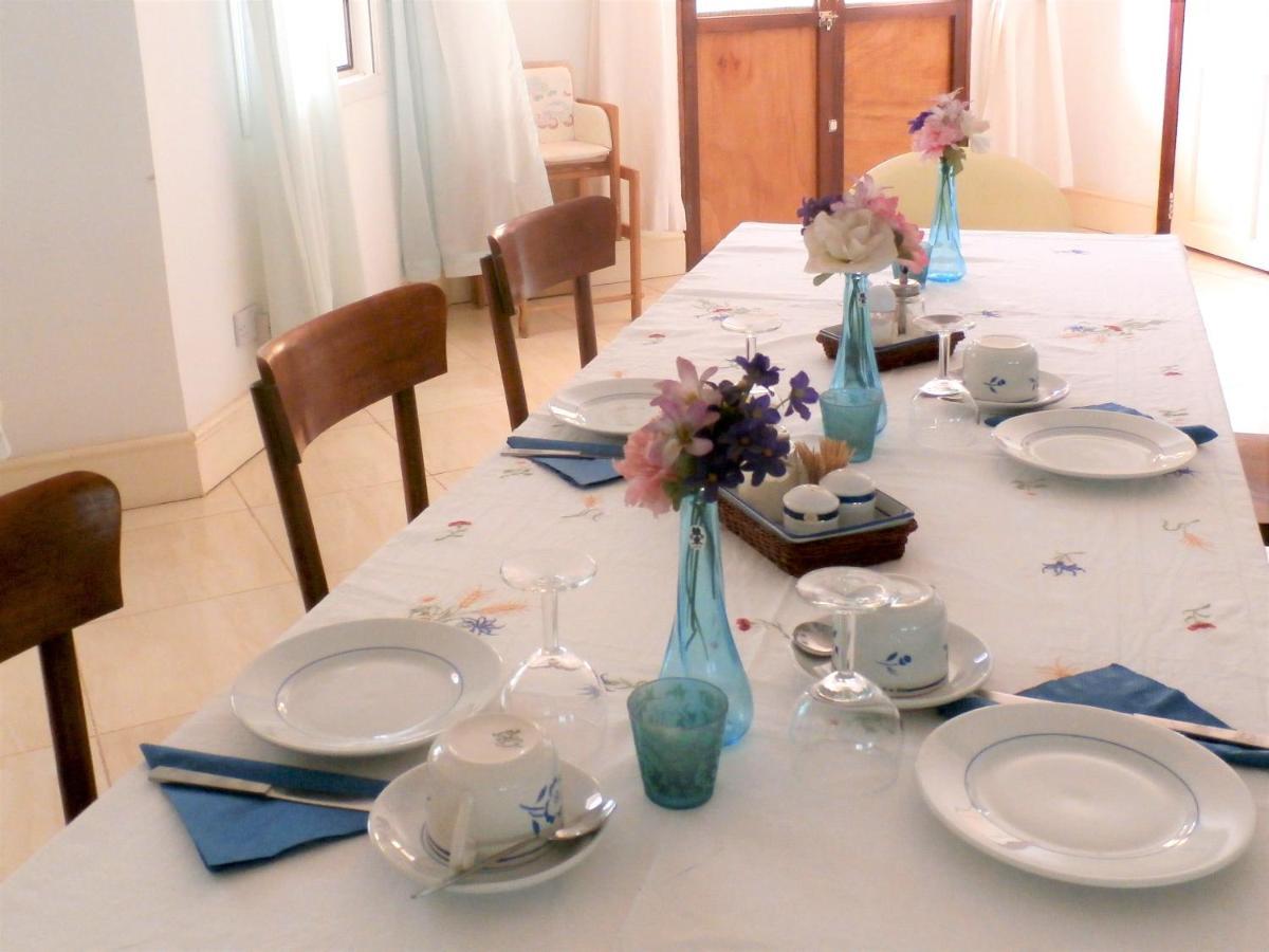 B & B Villa Calliandra Bijilo Bagian luar foto